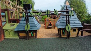 Watermouth Castle Hobbledown Bay 288